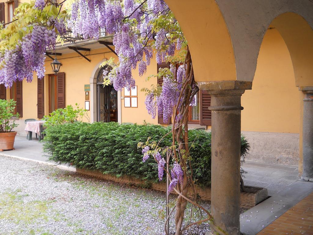 Albergo Ristorante Aquila Sulzano Buitenkant foto