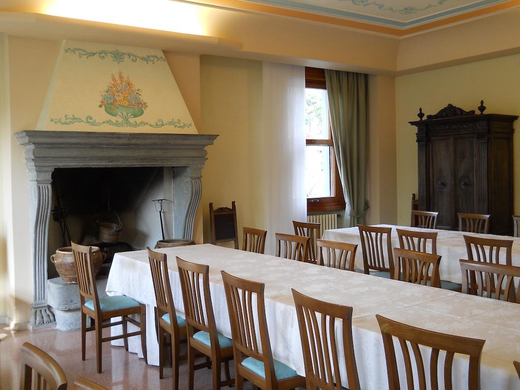 Albergo Ristorante Aquila Sulzano Buitenkant foto